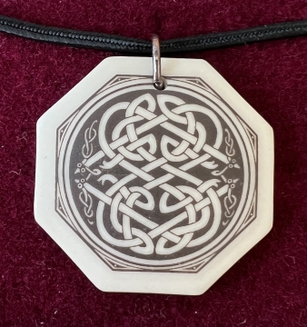 Necklace Pendant Serpent (Octagon)